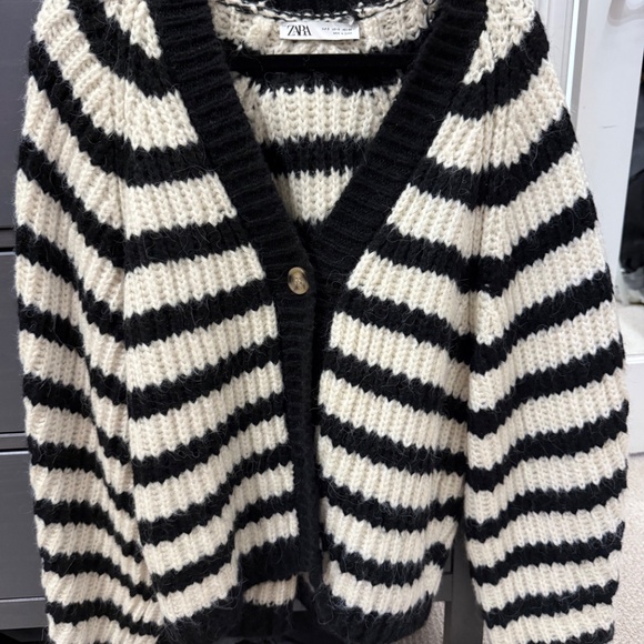 Oversized Zara striped cardigan / chunky knit SZ Small - Picture 8 of 8
